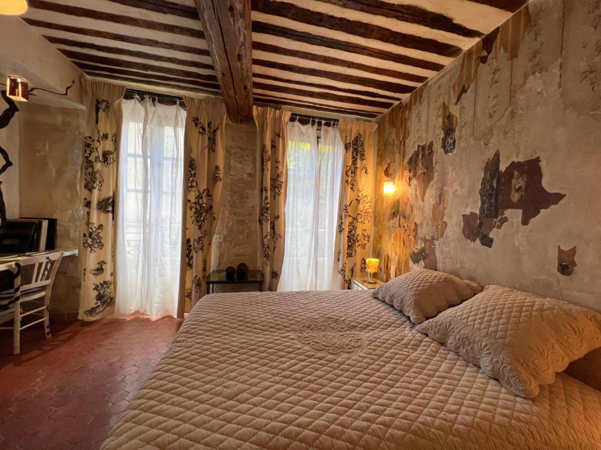 Le Regardeur Bed & Breakfast Saint-Rémy-de-Provence Екстериор снимка